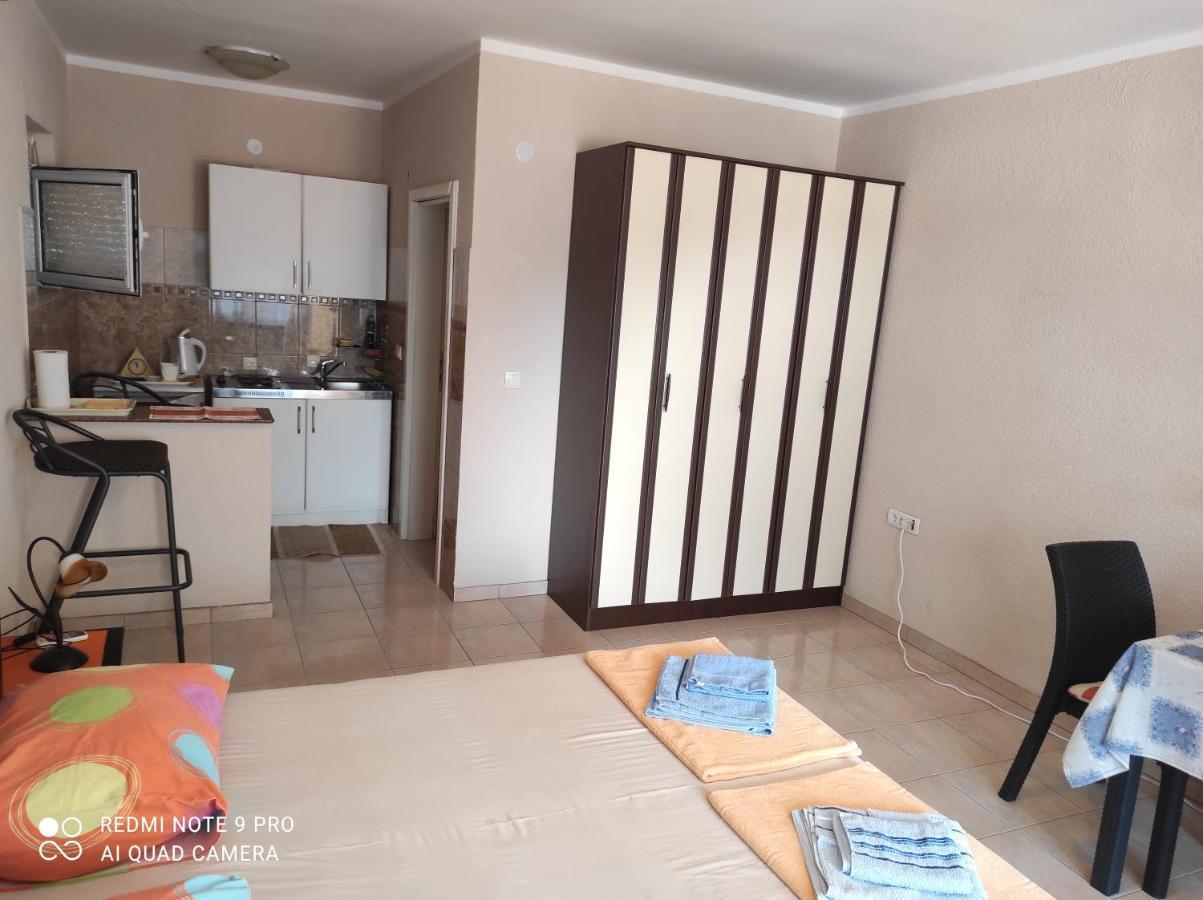 Apartments Anne Petrovac Extérieur photo