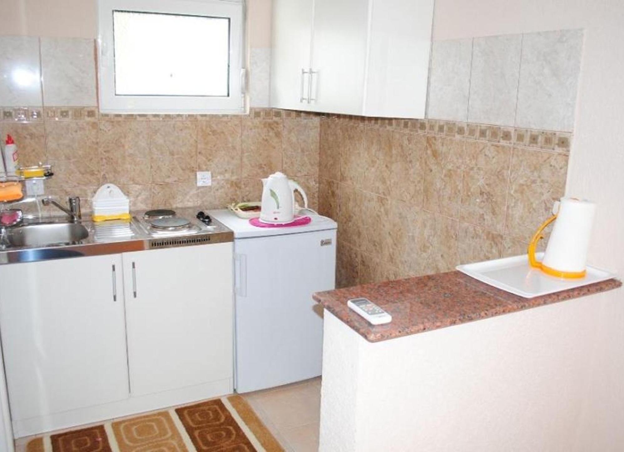 Apartments Anne Petrovac Extérieur photo